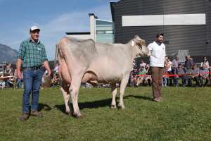 schoeneuter aeltere silvi patrick durrer